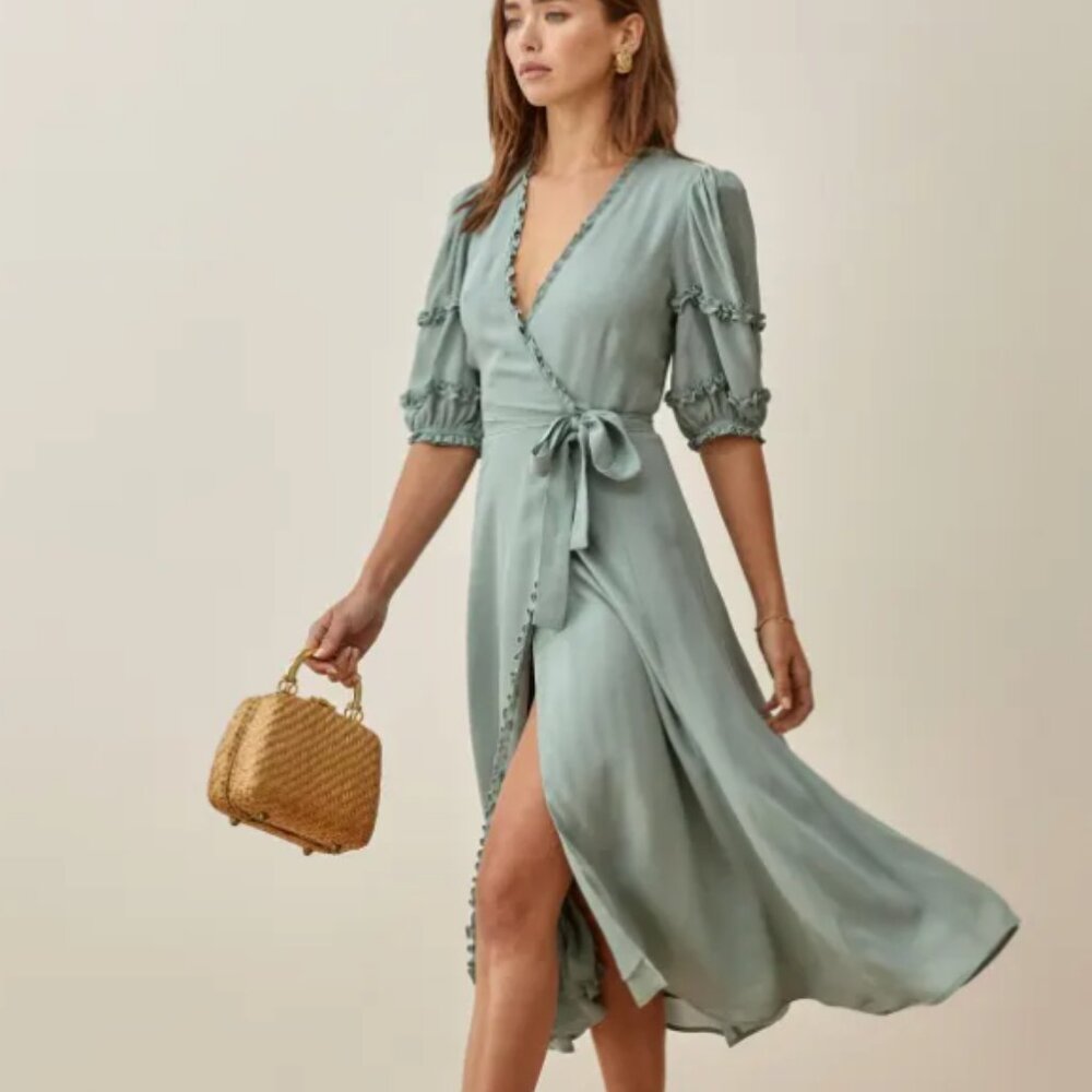 ✨FLASH SALE✨Reformation RARE Tanna Wrap Dress in Celadon Size S
